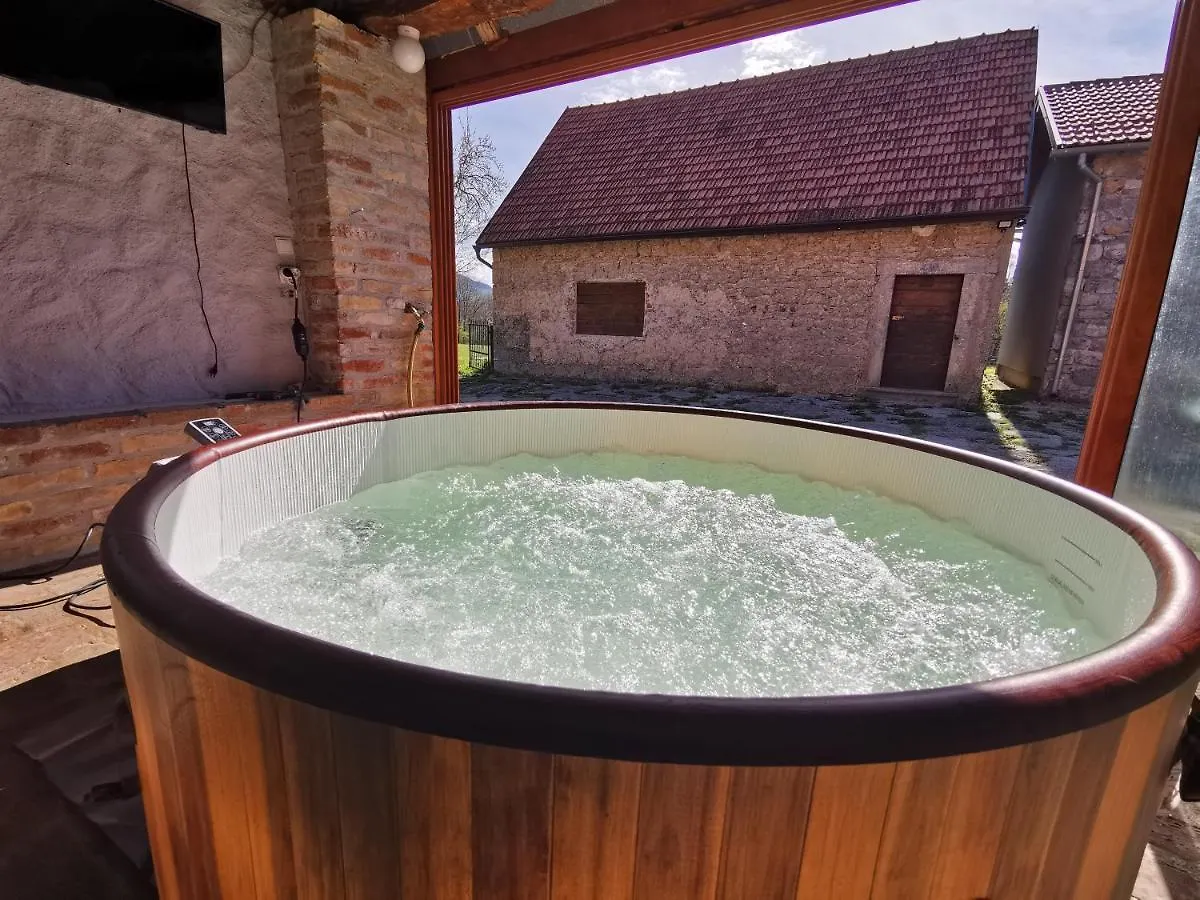 Resort Sokol - Secret Forest House Gračac